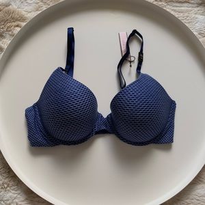 NWT Victoria’s Secret Uplift Semi Demi bra